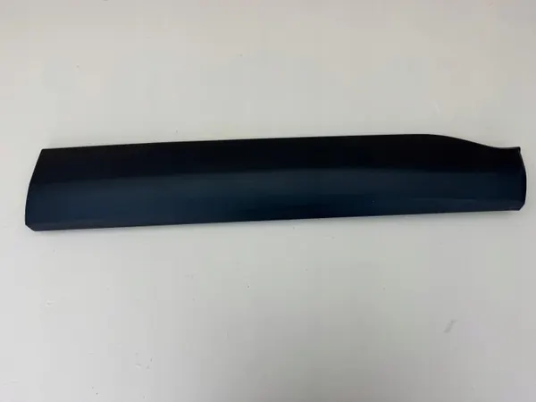 OEM 75731-16820 Etu Oikea Ovenlista - Toyota image 2