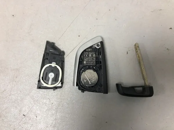 Llave de encendido OEM 66125A473F4 para BMW i4 G26 2021- image 7