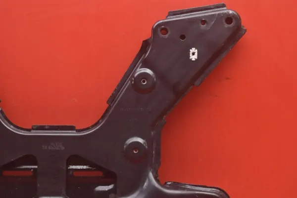 OEM 4KL399345B Reforço Dianteiro Audi E-Tron - Qualidade image 3