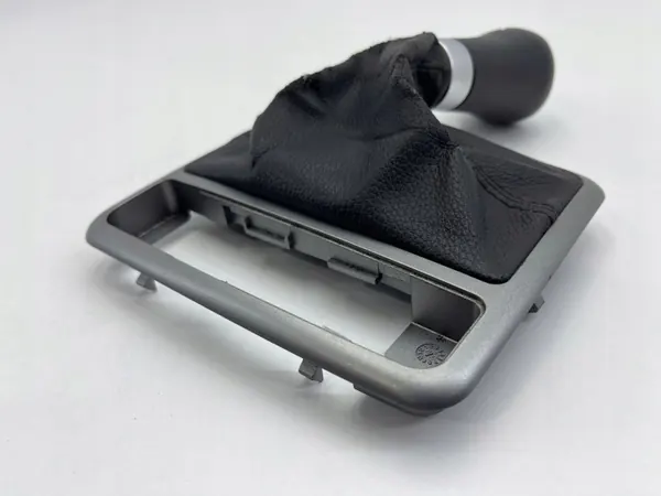 Pommeau de levier Mercedes-Benz OEM A1712672810 - Occasion image 3