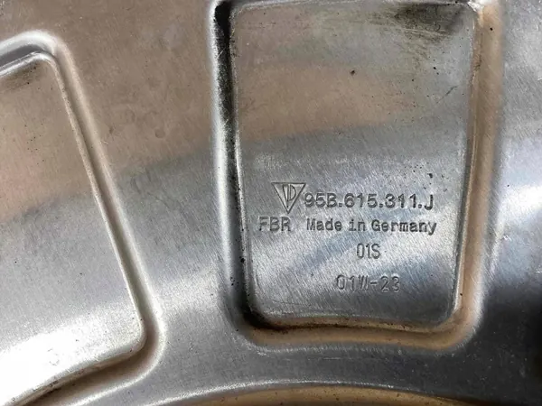 Bromssats Porsche Macan 2022 OEM 9Y0615123AH image 7
