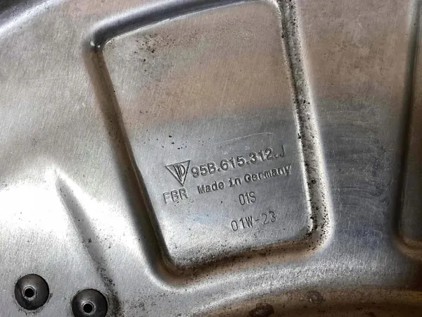 Bromssats Porsche Macan 2022 OEM 9Y0615123AH image 9