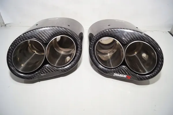 Ponta de escape AKRAPOVIC Carbono 90/63 P image 7