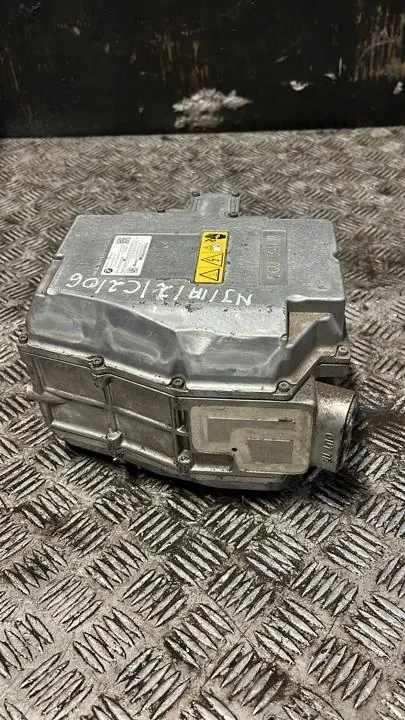 Inversor com conversor BMW OEM 5A734D1 - Usado image 2