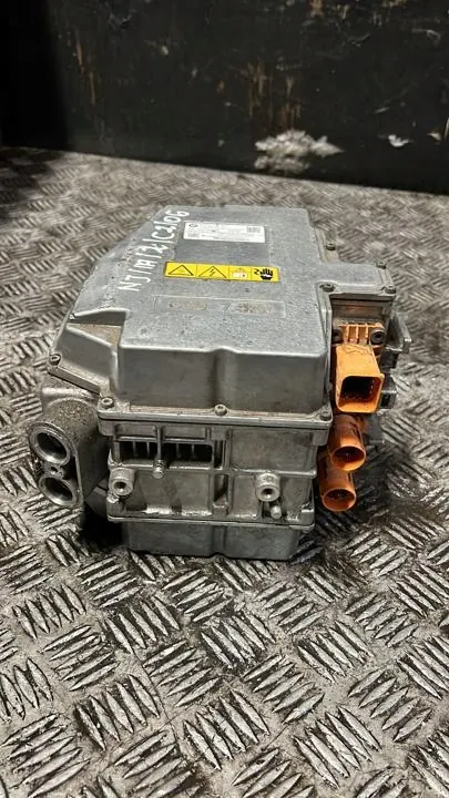 Inversor com conversor BMW OEM 5A734D1 - Usado image 3
