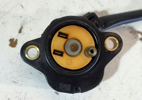 Sensore di posizione marcia Suzuki GSR 750 2011-2016 OEM image 3