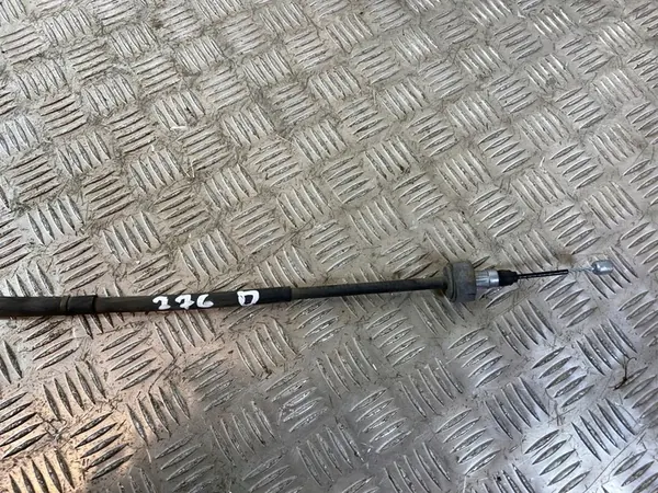 Câble de débrayage de frein à main KIA Sorento 2017 OEM FOB33060 image 4