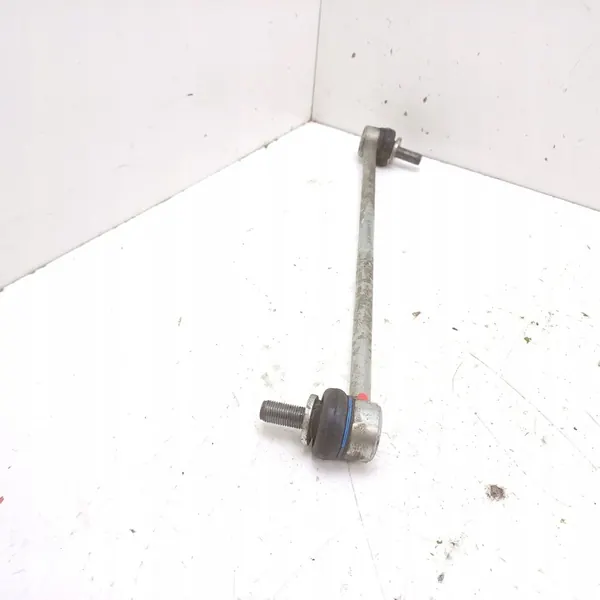 2017 Toyota Prius+ Collegamento Stabilizzatore Anteriore 3500301 image 6