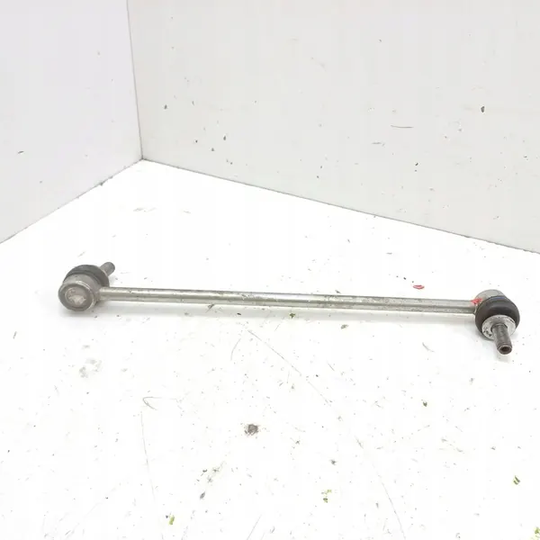 2017 Toyota Prius+ Collegamento Stabilizzatore Anteriore 3500301 image 7