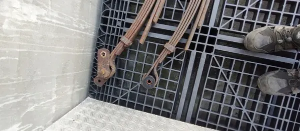 Iveco Daily 3 Lift 99-14r 7-Blatt-Federsatz - Gebraucht image 3