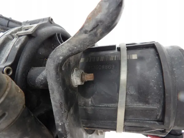 Opel Vectra B secundaire luchtpomp OEM 113608869 image 3