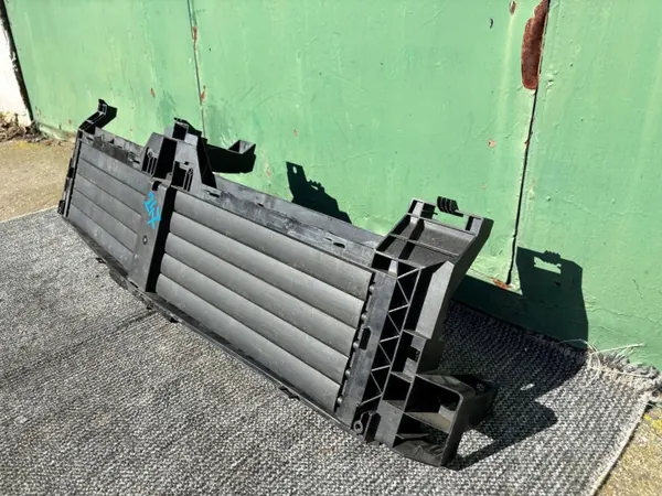 Conduto de ar Mercedes OEM A2478807101 - Usado image 3