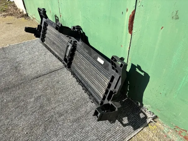 Conduto de ar Mercedes OEM A2478807101 - Usado image 7