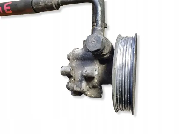 Bomba de dirección Audi OEM 06B145255 - Usada image 4