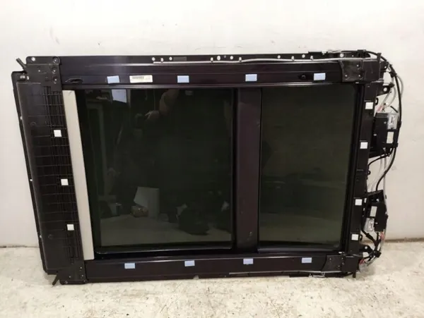 Teto solar OEM 10021444D para Chrysler Pacifica Híbrido image 5