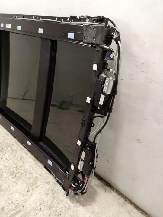 Teto solar OEM 10021444D para Chrysler Pacifica Híbrido image 6