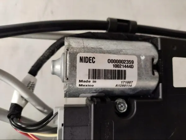 Teto solar OEM 10021444D para Chrysler Pacifica Híbrido image 9