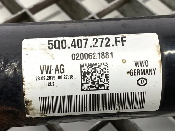 Höger Framdrevaxel Skoda Octavia III 1.6 115HK image 5