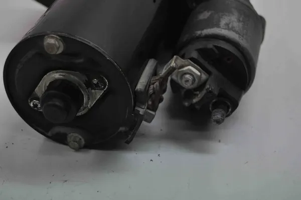 Motor de arranque BMW X5 (F15, F85) 3.0L diésel 2014 12418515900 image 3