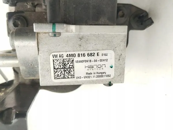 Radiador de Óleo Transmissão Automática Porsche Taycan 2021 OEM image 6