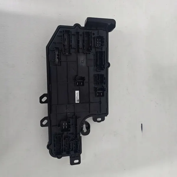 Tesla Model S Plaid 2022 Laddningskontrollmodul 1585693-01-B image 2