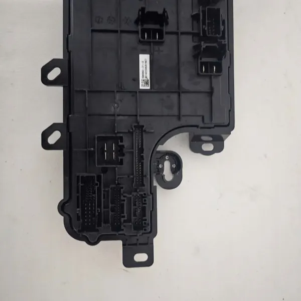 Tesla Model S Plaid 2022 Laddningskontrollmodul 1585693-01-B image 4