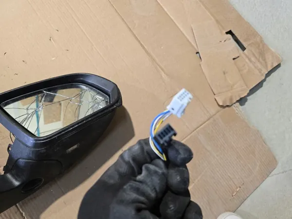 Höger ytterbackspegel A44781101009051 image 6