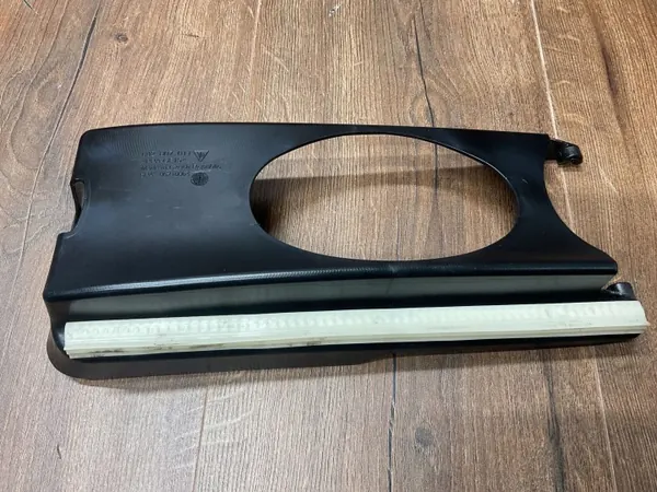 Protector escape Porsche 911 992 Turbo OEM 992807011 image 2