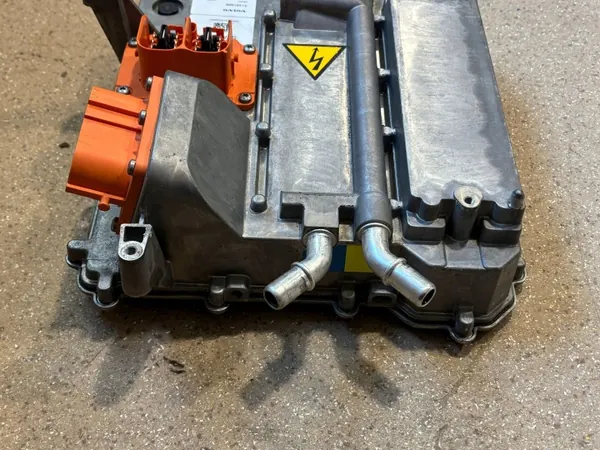 Omvormer Volvo XC90 2017 OEM 31491866 image 9