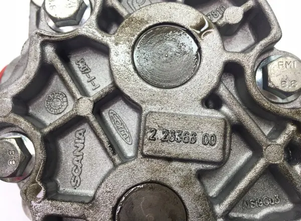 Bomba de óleo motor Scania OEM 2092332 - Usada image 6