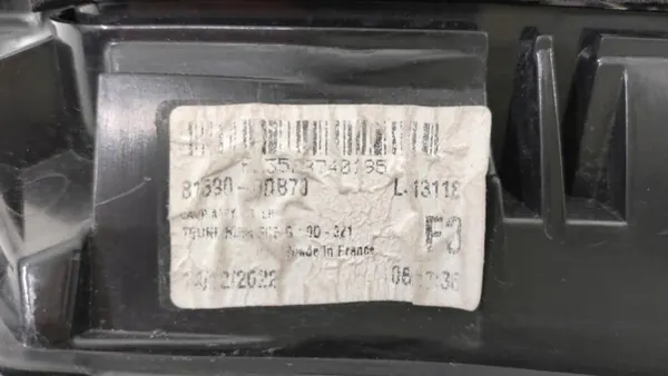 Lámpara trasera izquierda Toyota Yaris Cross image 3