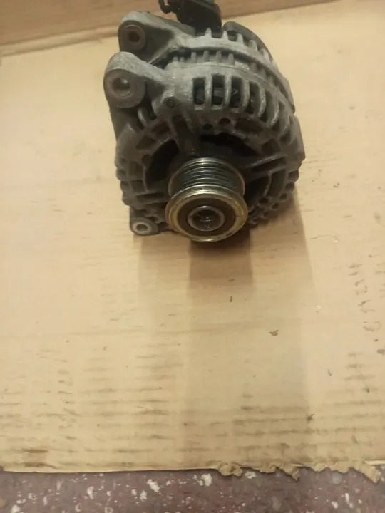 Vaihtovirtageneraattori Ford OE 7G9N-10300-EA image 4