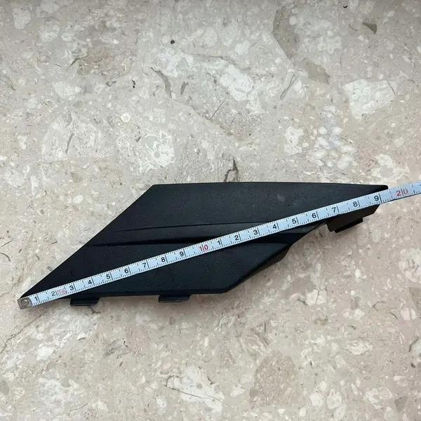 VOLVO V90 S90 II 2016- Tappo Griglia Paraurti Destro OEM image 3