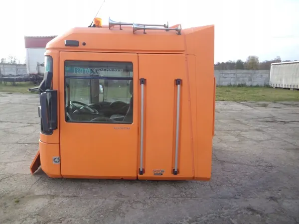 Renault Magnum DXi Euro 5 Cabina OEM 4r4R Usado image 5