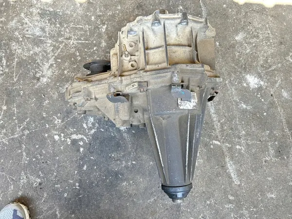 2006 Nissan Navara D40 Boîte de transfert EA301 image 9