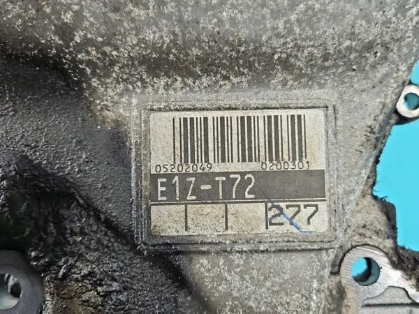 Steuerdeckel für Toyota Avensis II 1.8 VVTi image 8