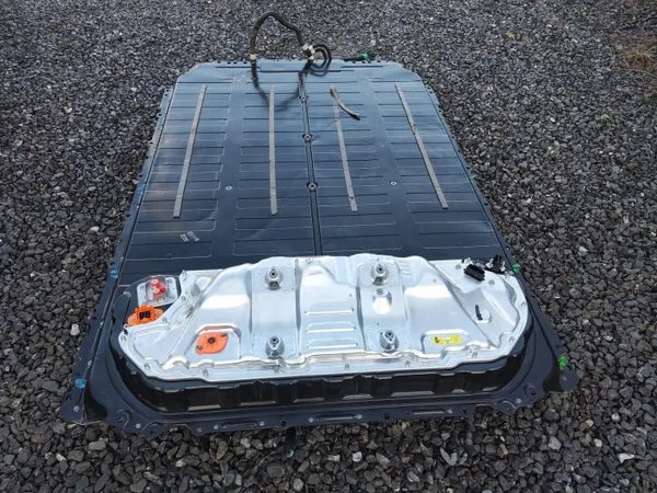 Batería de tracción Tesla Model 3 OEM 1666969-00-D image 4