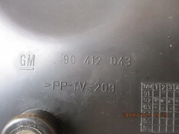 Kamremsskydd Opel Corsa B OE 90412043 image 3