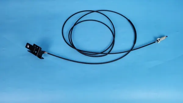 Cable apertura tapa combustible OEM 403004573AA Chery image 10