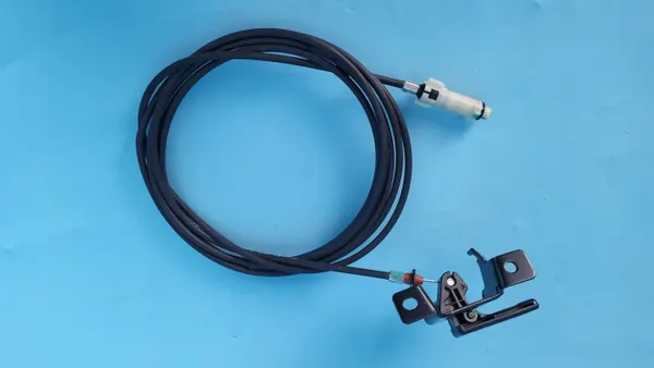 Cable apertura tapa combustible OEM 403004573AA Chery image 4