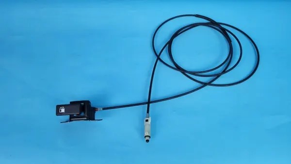 Cable apertura tapa combustible OEM 403004573AA Chery image 8
