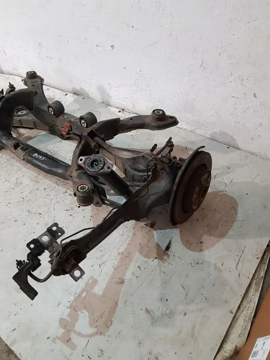 Hinterachsschwinge OEM BELKA ZAWIESZENIA TYŁ image 6