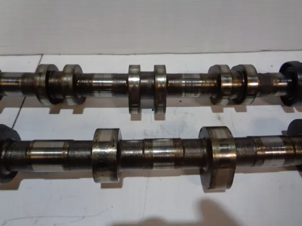 Nokka-akselit OEM 077109115H Audi A8 D3 3.7/4.2 Bensiini image 7