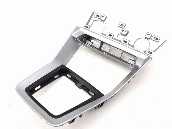 Chassi esquerdo Audi Q3 2019 OEM 83C864260 Usado image 2