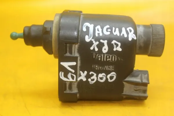 Moteur Phare OEM 61 Jaguar XJR X300 image 7