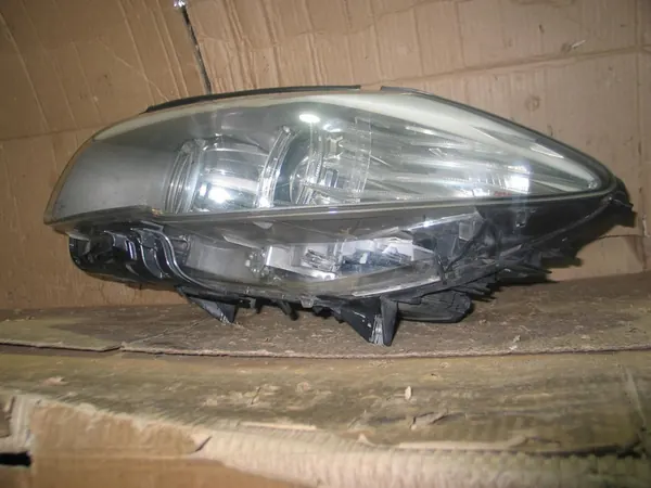 Farol esquerdo BMW 5 F10 F11 H7 7203239 image 9