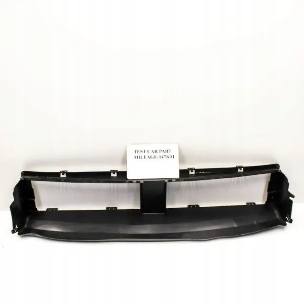 Ford Kuga III 2024 Intercooler-ilmaputki OEM LJ6B8314A image 2