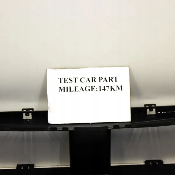 Ford Kuga III 2024 Intercooler-ilmaputki OEM LJ6B8314A image 4