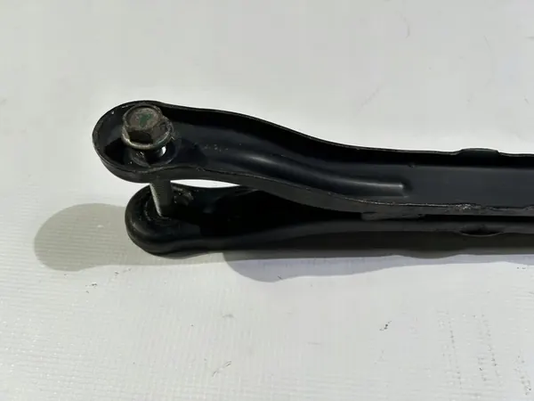 Braccio di controllo superiore posteriore Chevrolet Camaro SS 6.2 V8 2009- image 2