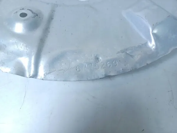 Etujarrulevyn suojus OEM 6775269BMW BMW 7:lle image 3